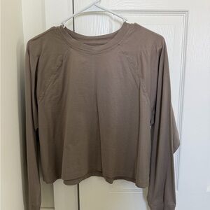Abercrombie YPB Cropped Long-Sleeve Top in Taupe
